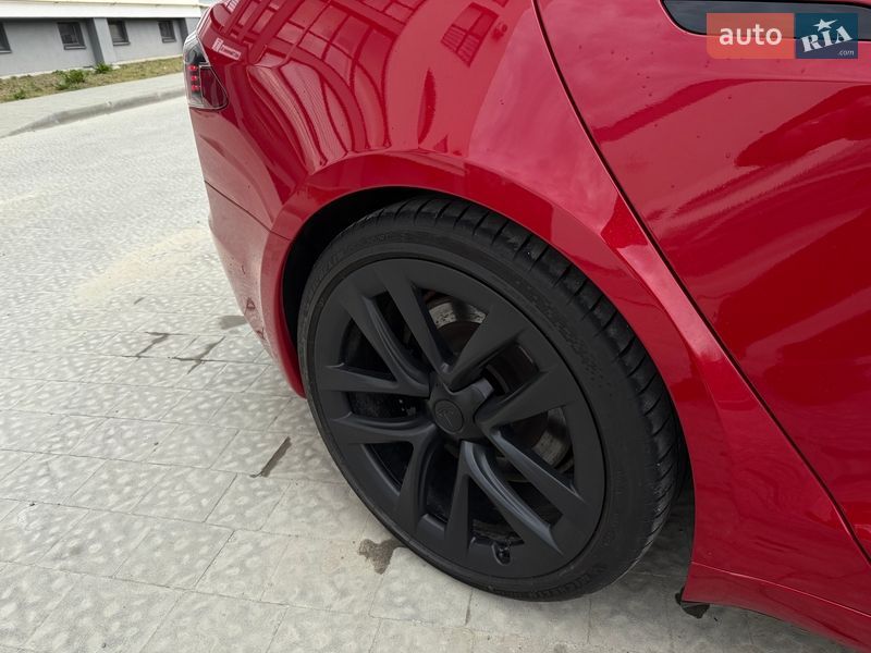 Лифтбек Tesla Model S 2021 в Львове фото 47 Лифтбек Tesla Model S 2021 в Львове