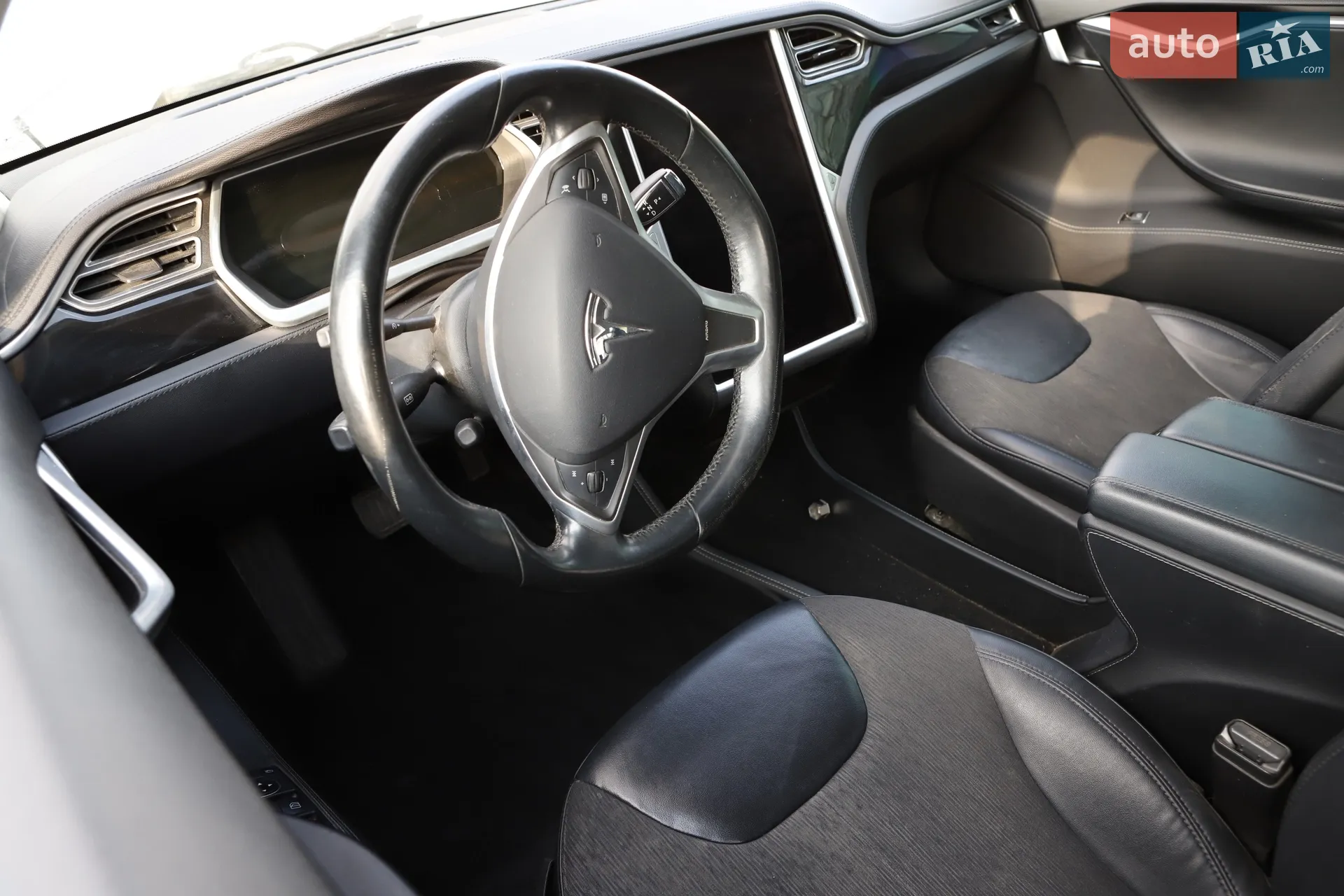 2014 Tesla Model S - мініатюра 19
