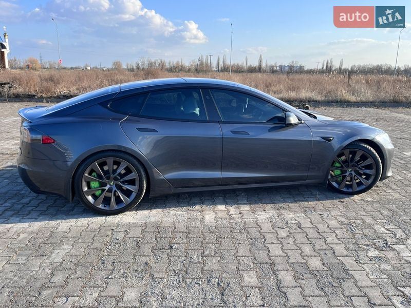 Лифтбек Tesla Model S 2018 в Борисполе
