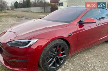 Лифтбек Tesla Model S 2023 в Староконстантинове
