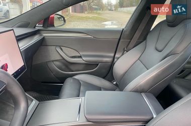 Лифтбек Tesla Model S 2023 в Староконстантинове