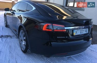 Хэтчбек Tesla Model S 2014 в Коломые