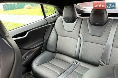 Лифтбек Tesla Model S 2017 в Киеве