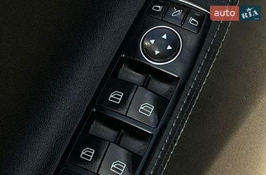 Лифтбек Tesla Model S 2015 в Смыге