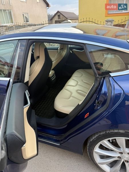Лифтбек Tesla Model S 2017 в Тернополе фото 9 Лифтбек Tesla Model S 2017 в Тернополе