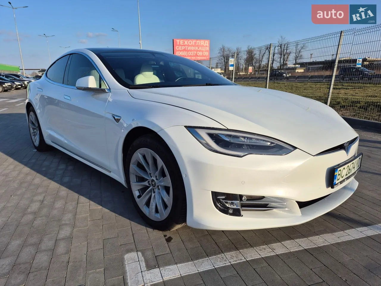 2021 Tesla Model S - мініатюра 12