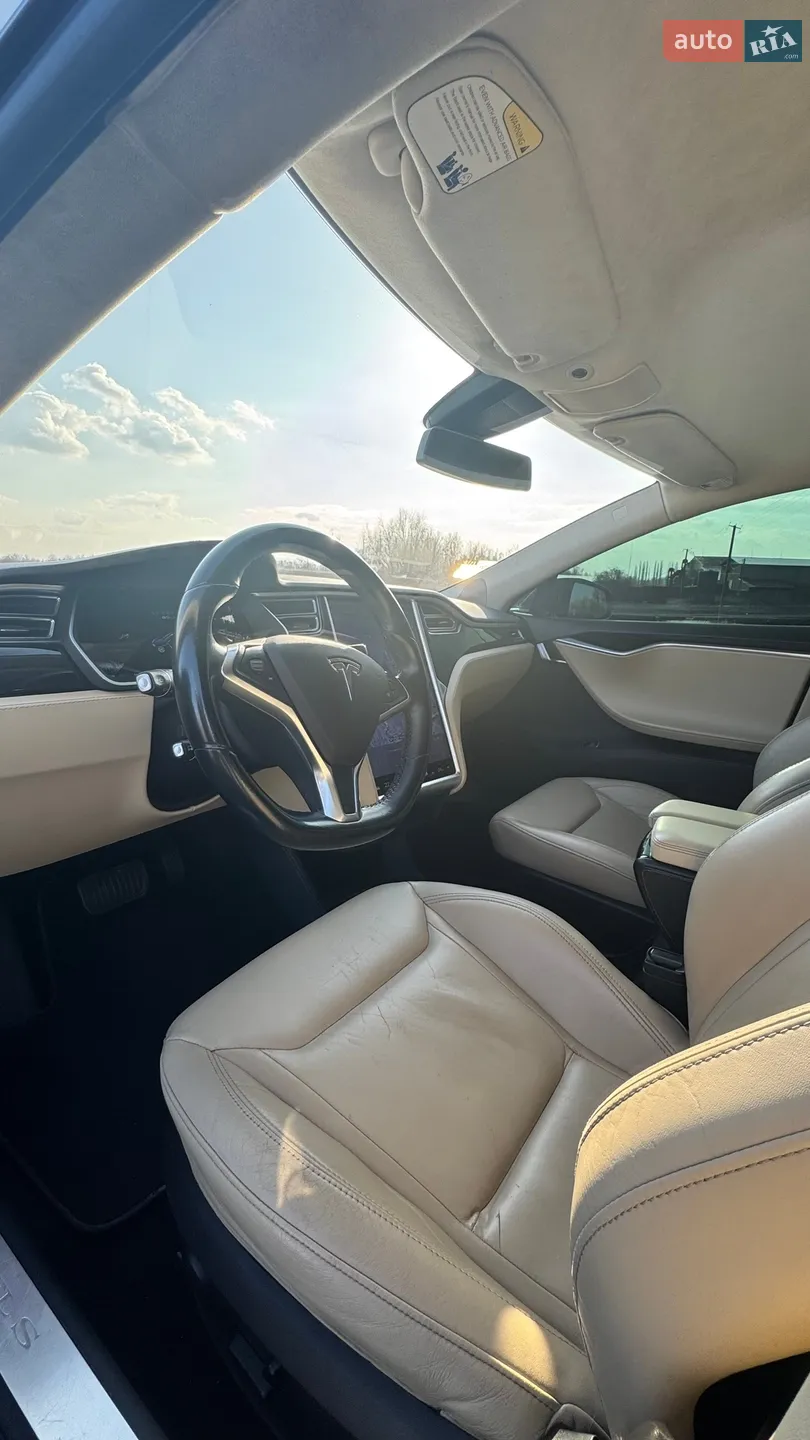 2015 Tesla Model S - мініатюра 13