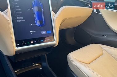 Лифтбек Tesla Model S 2015 в Киеве