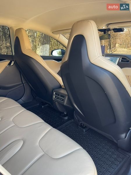 Лифтбек Tesla Model S 2014 в Черновцах фото 13 Лифтбек Tesla Model S 2014 в Черновцах