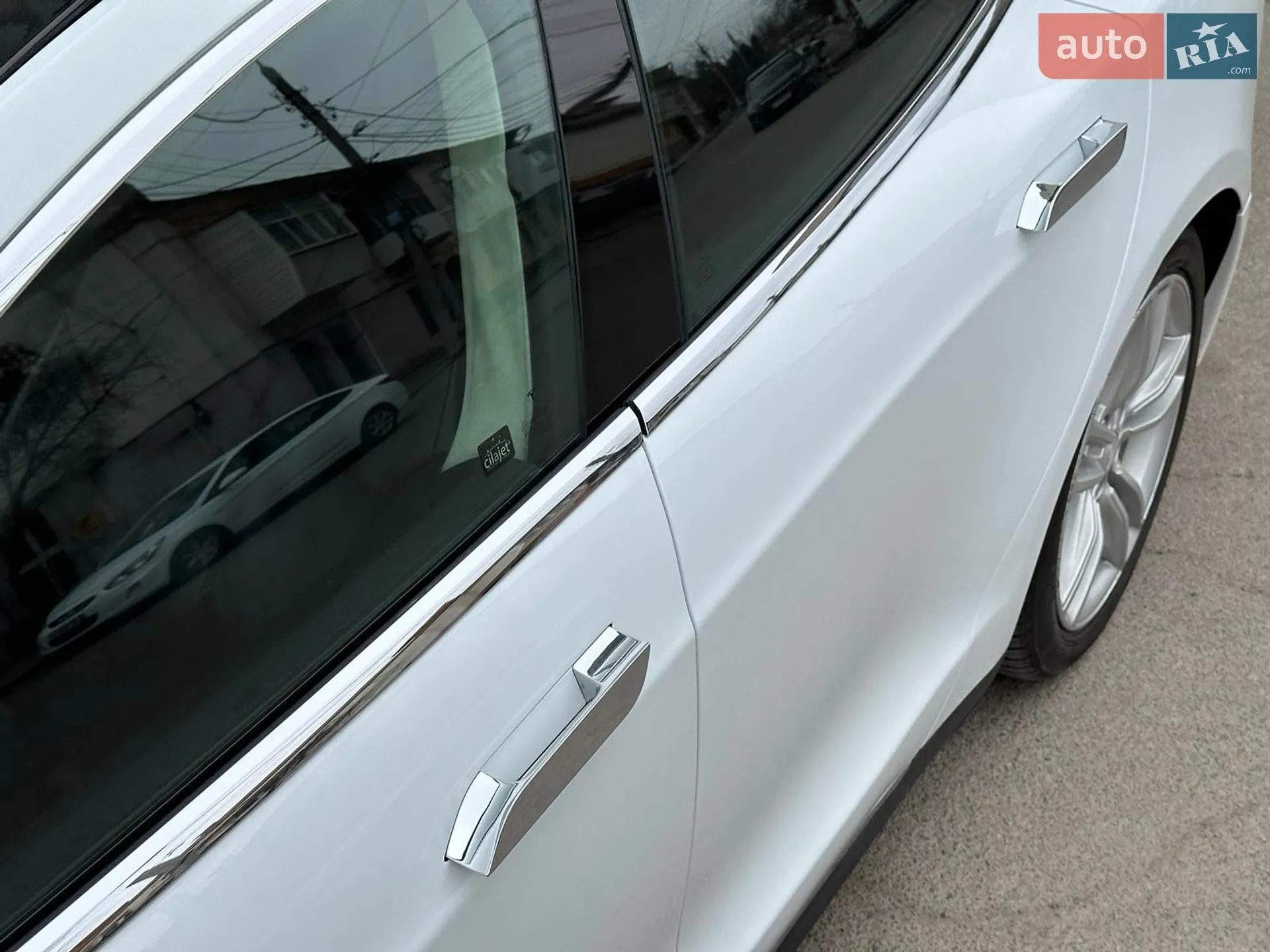 2015 Tesla Model S - мініатюра 10