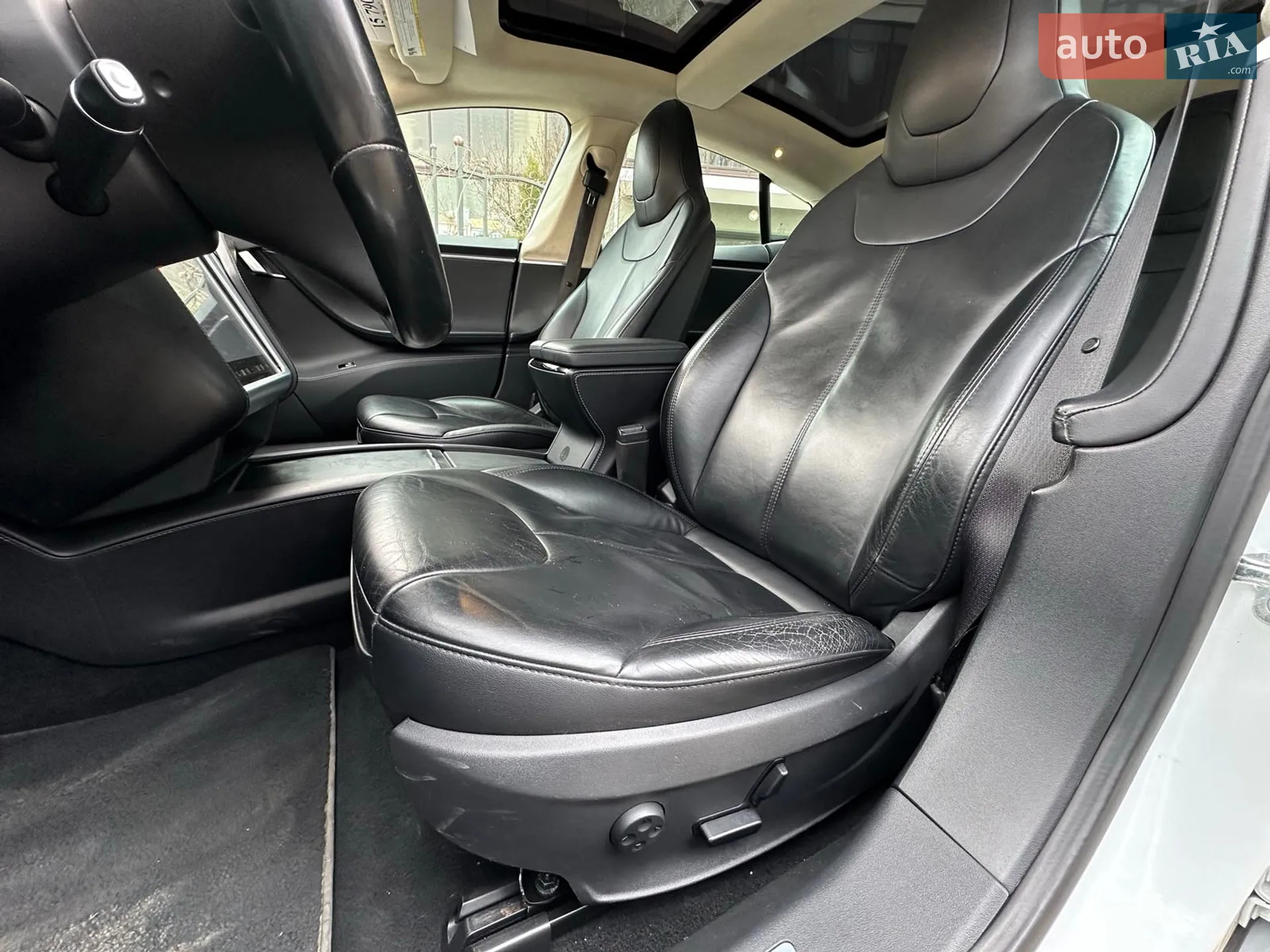 2015 Tesla Model S - мініатюра 23