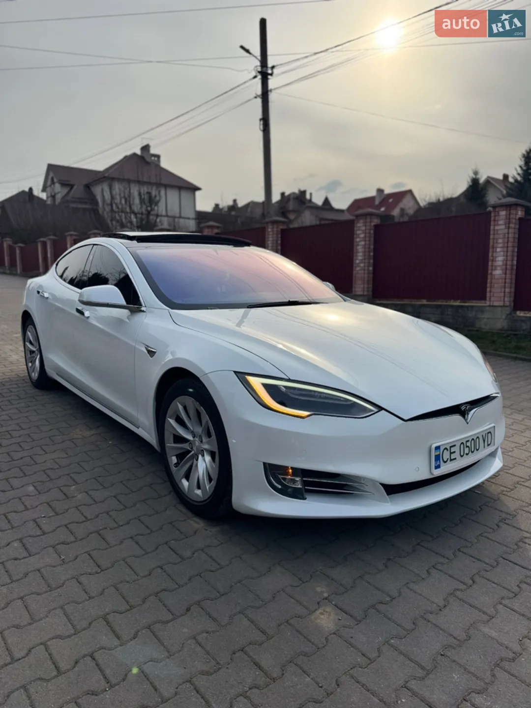 2018 Tesla Model S - фото 1
