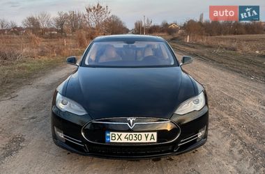 Ліфтбек Tesla Model S 2012 в Чемерівцях