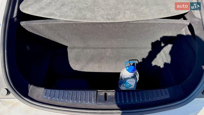 Ліфтбек Tesla Model S 2023 в Києві фото 14 Ліфтбек Tesla Model S 2023 в Києві