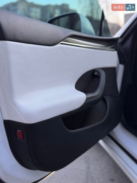 Ліфтбек Tesla Model S 2023 в Ізмаїлі фото 16 Ліфтбек Tesla Model S 2023 в Ізмаїлі
