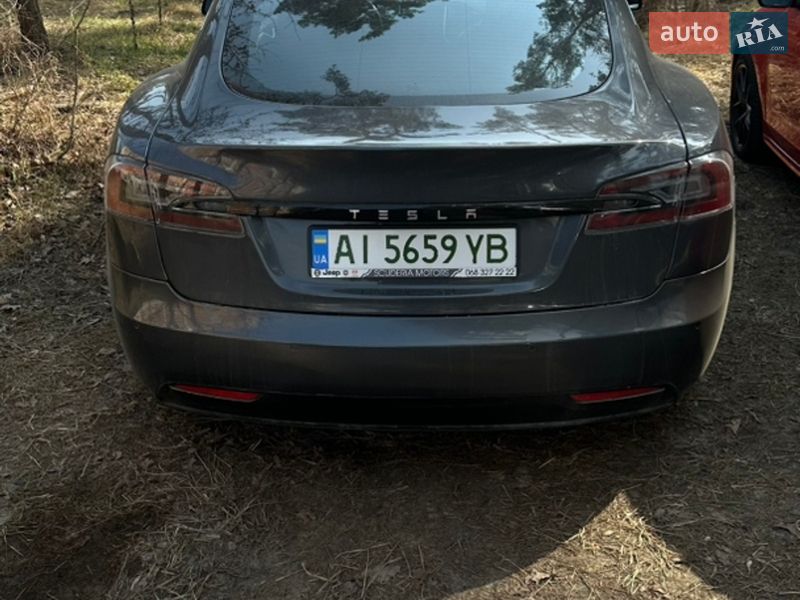 Ліфтбек Tesla Model S 2016 в Ірпені фото 9 Ліфтбек Tesla Model S 2016 в Ірпені