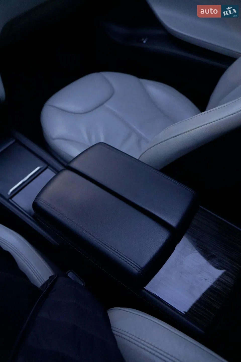 2015 Tesla Model S - мініатюра 16