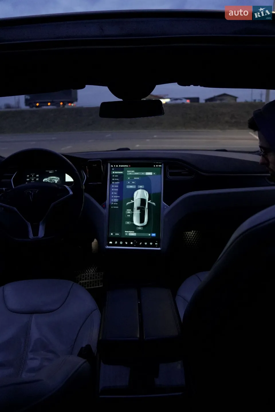 2015 Tesla Model S - мініатюра 19