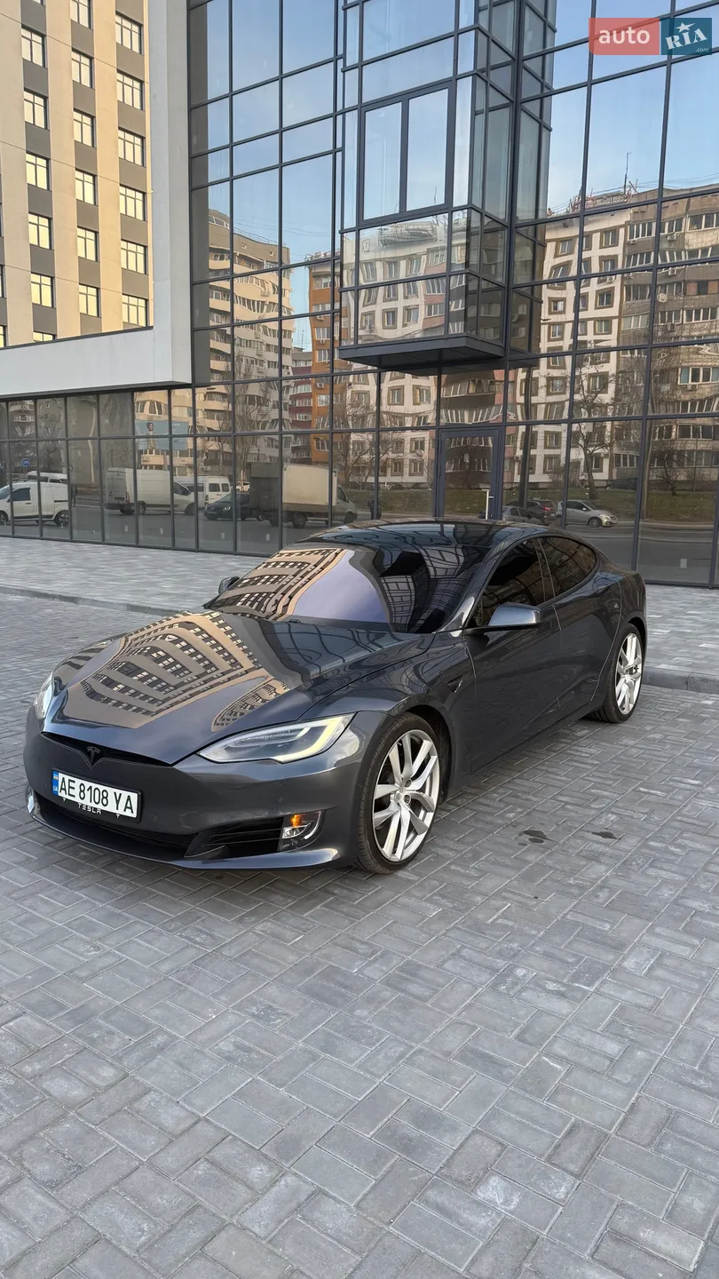 2017 Tesla Model S - мініатюра 9