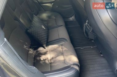 Лифтбек Tesla Model S 2017 в Днепре