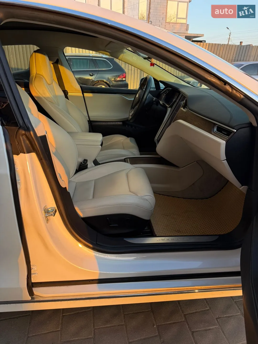 2017 Tesla Model S - мініатюра 18