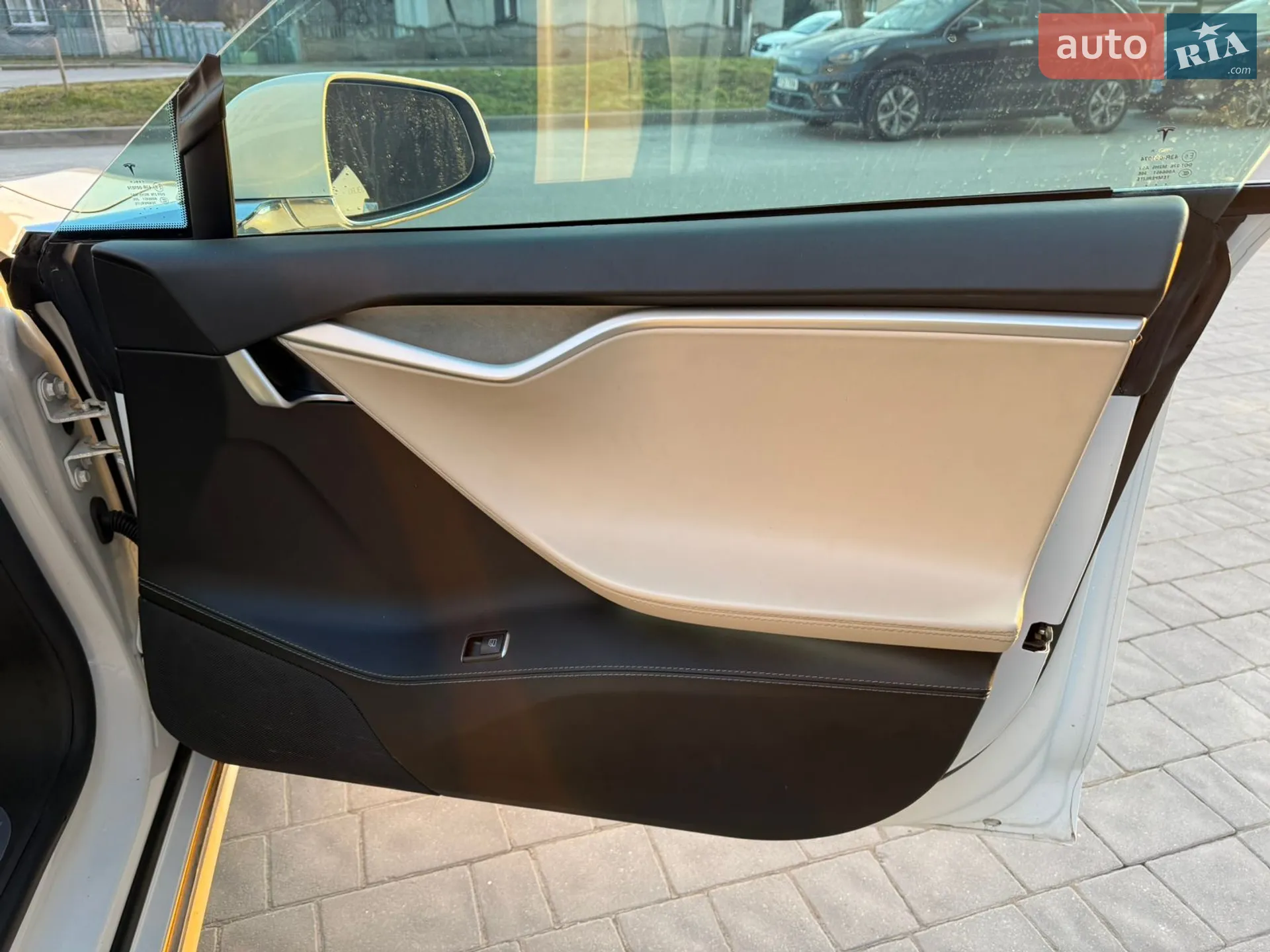 2017 Tesla Model S - мініатюра 32