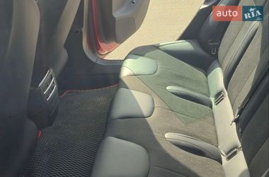 Лифтбек Tesla Model S 2017 в Киеве