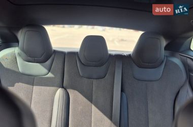 Лифтбек Tesla Model S 2017 в Киеве