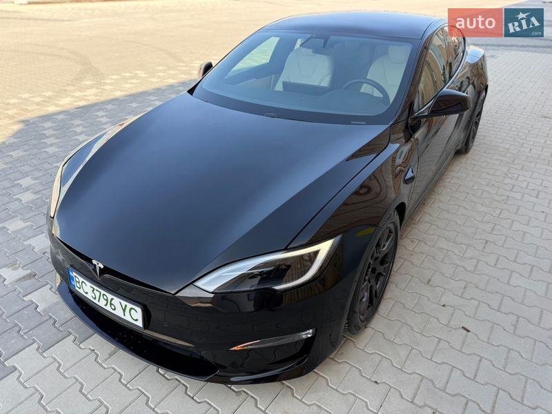 Ліфтбек Tesla Model S 2021 в Львові
