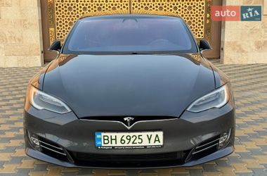 Ліфтбек Tesla Model S 2017 в Одесі фото 13 Ліфтбек Tesla Model S 2017 в Одесі