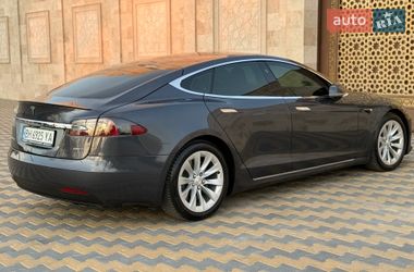 Ліфтбек Tesla Model S 2017 в Одесі фото 25 Ліфтбек Tesla Model S 2017 в Одесі