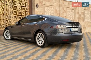 Ліфтбек Tesla Model S 2017 в Одесі фото 41 Ліфтбек Tesla Model S 2017 в Одесі