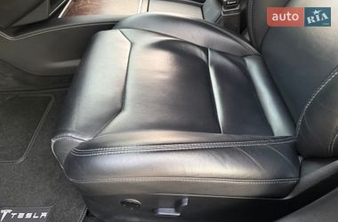 Ліфтбек Tesla Model S 2017 в Одесі фото 56 Ліфтбек Tesla Model S 2017 в Одесі