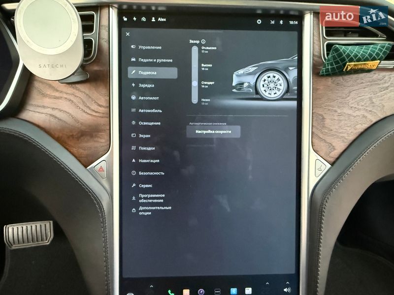 Ліфтбек Tesla Model S 2017 в Одесі