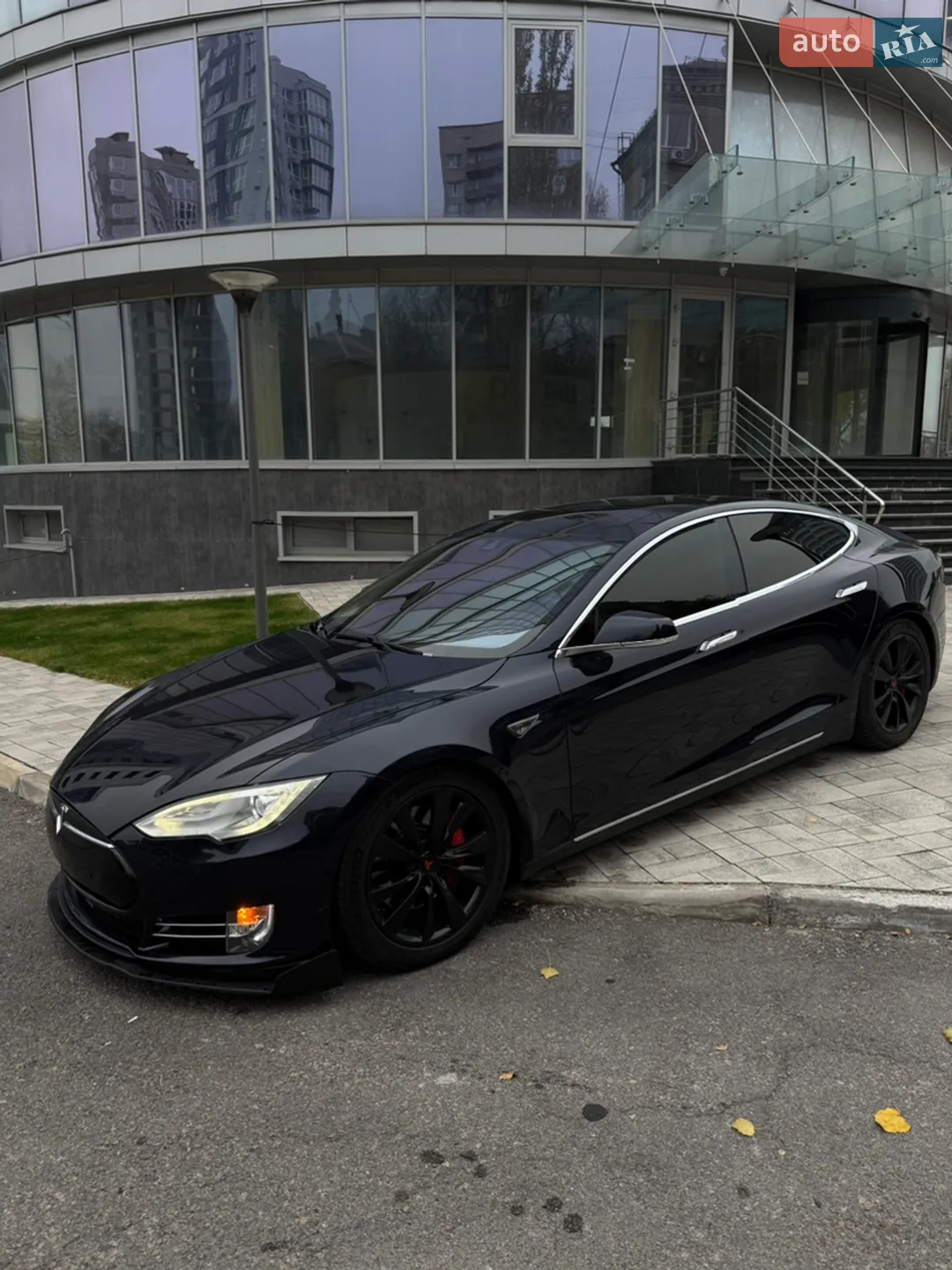 2014 Tesla Model S - мініатюра 3