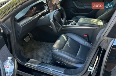 Лифтбек Tesla Model S 2022 в Киеве