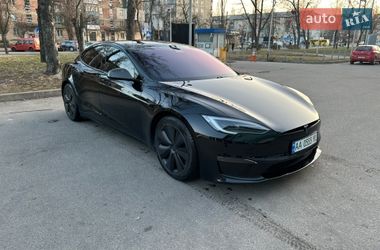 Лифтбек Tesla Model S 2022 в Киеве