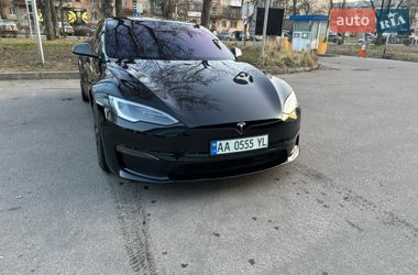 Лифтбек Tesla Model S 2022 в Киеве