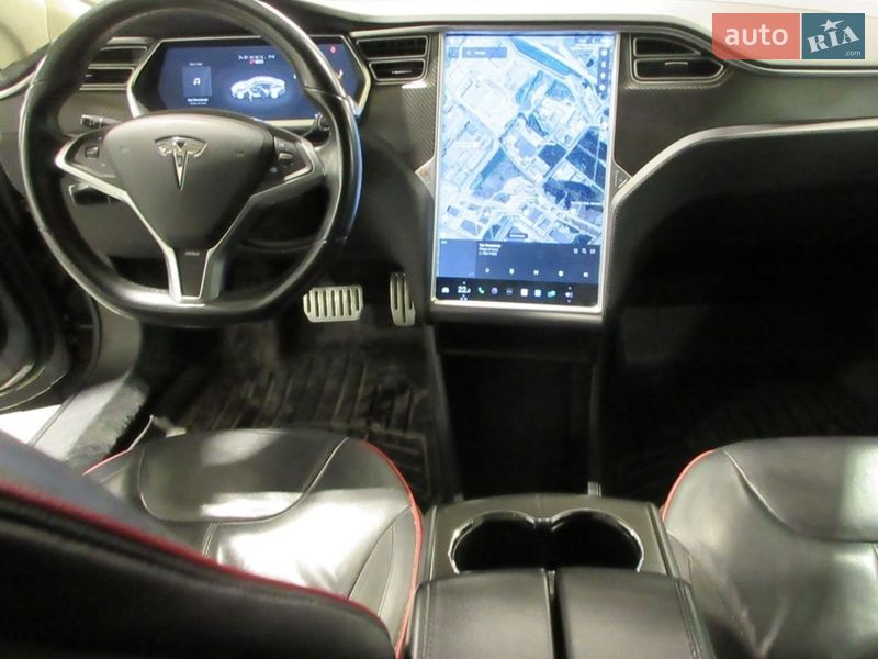 Лифтбек Tesla Model S 2014 в Виннице фото 19 Лифтбек Tesla Model S 2014 в Виннице