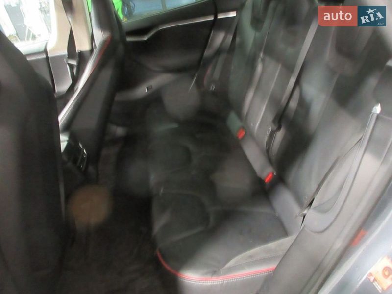 Лифтбек Tesla Model S 2014 в Виннице фото 20 Лифтбек Tesla Model S 2014 в Виннице