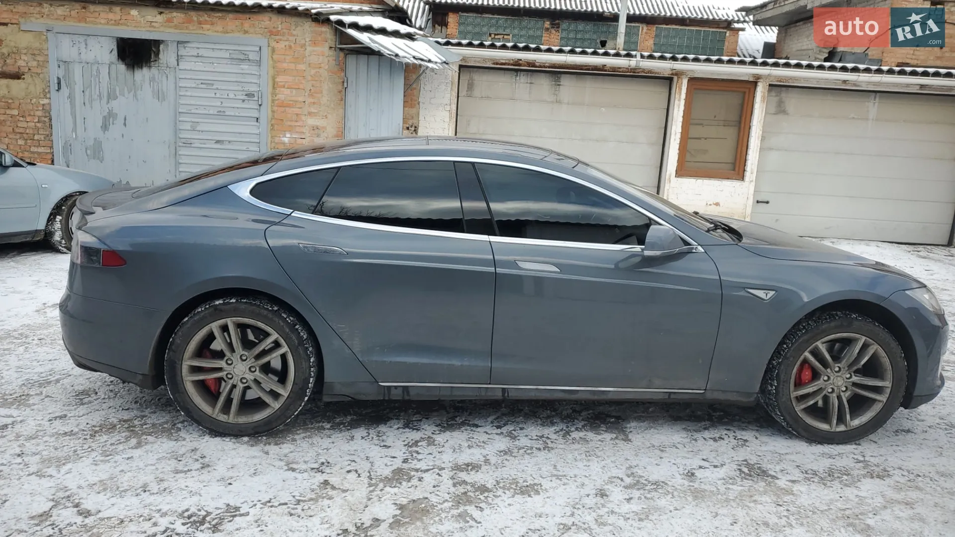 2014 Tesla Model S - мініатюра 32