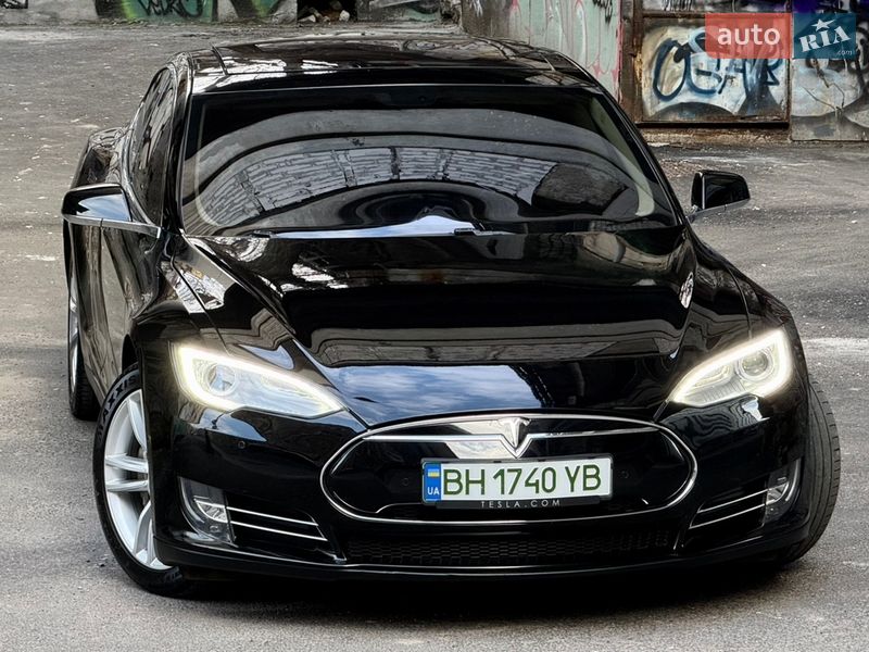 Лифтбек Tesla Model S 2014 в Одессе фото 12 Лифтбек Tesla Model S 2014 в Одессе