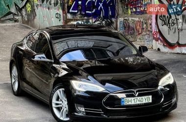 Ліфтбек Tesla Model S 2014 в Одесі