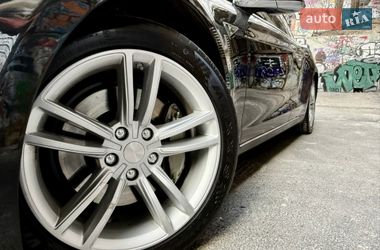 Ліфтбек Tesla Model S 2014 в Одесі