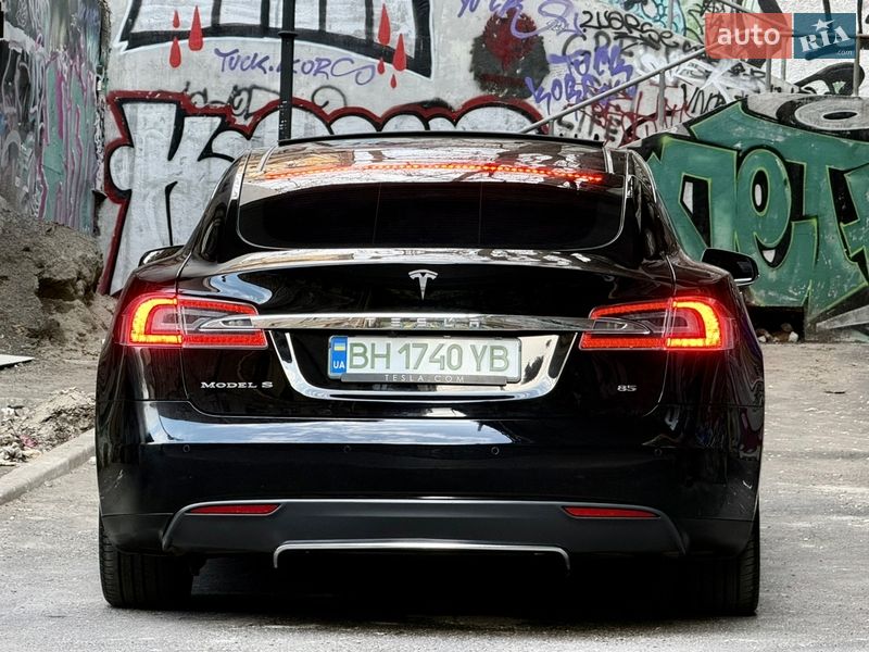 Лифтбек Tesla Model S 2014 в Одессе фото 34 Лифтбек Tesla Model S 2014 в Одессе