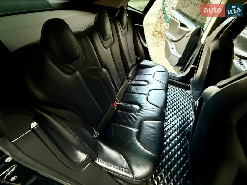 Лифтбек Tesla Model S 2014 в Одессе фото 67 Лифтбек Tesla Model S 2014 в Одессе