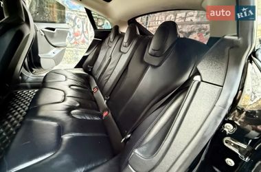 Ліфтбек Tesla Model S 2014 в Одесі