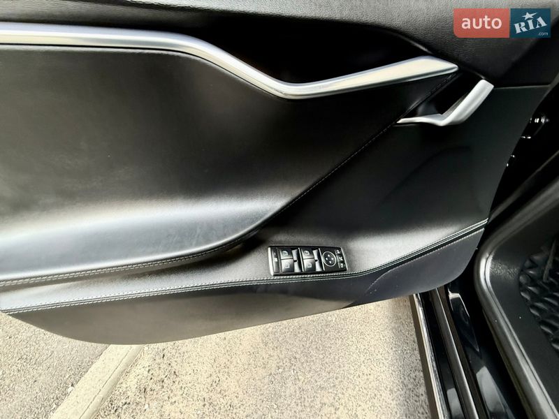 Лифтбек Tesla Model S 2014 в Одессе фото 88 Лифтбек Tesla Model S 2014 в Одессе