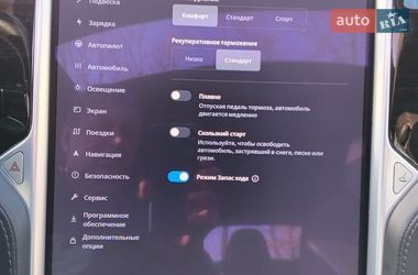 Лифтбек Tesla Model S 2017 в Киеве