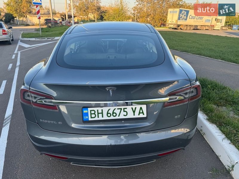 Ліфтбек Tesla Model S 2013 в Одесі фото 3 Ліфтбек Tesla Model S 2013 в Одесі